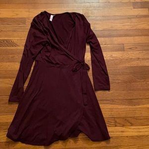 Size Large faux wrap burgundy dress. Cotton.